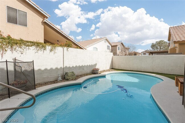 Building Photo - 7904 Constantinople Ave