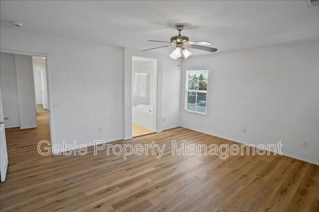 Building Photo - 27366 Dearborn Dr