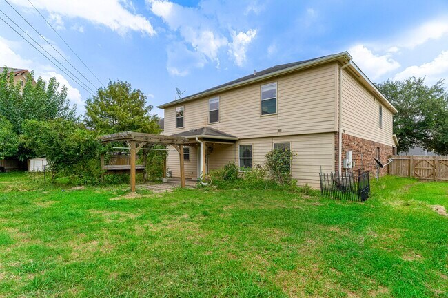 Building Photo - 24642 Cornell Park Ln