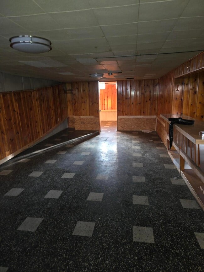 Building Photo - 27294 W Pleasant Ridge Dr