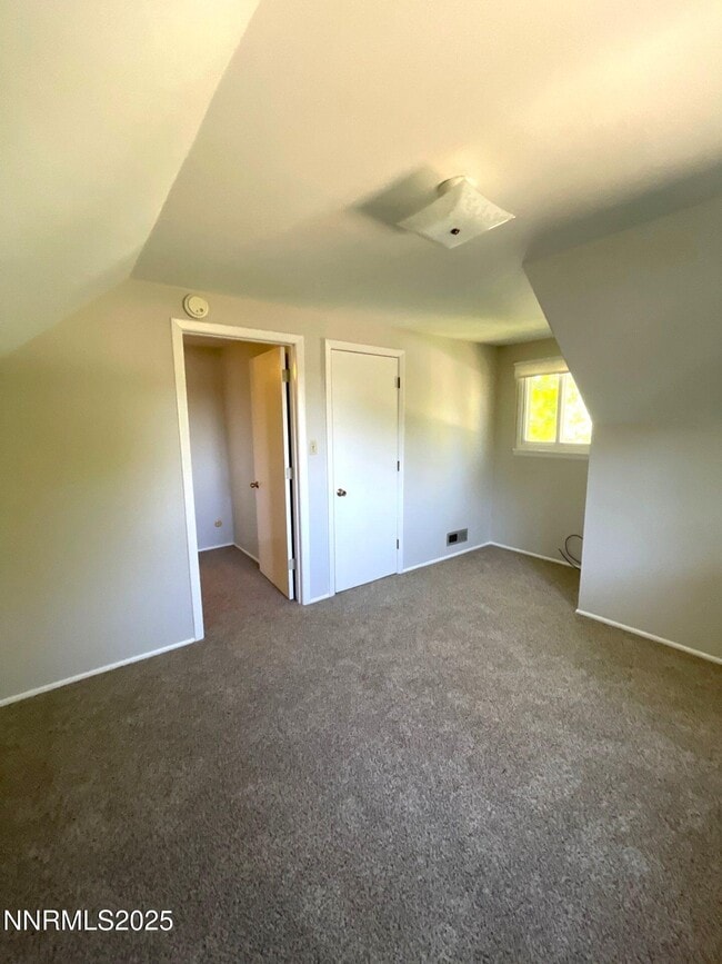 Building Photo - 4600 Azalea Dr