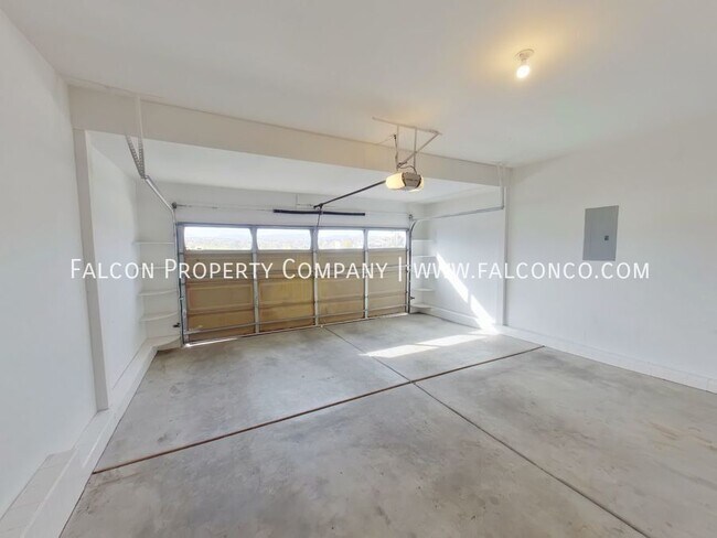 Building Photo - 4883 Jedediah Smith Rd