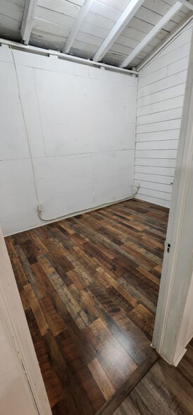 Building Photo - 605 N 4th St