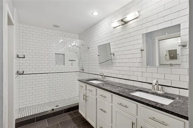 Building Photo - 17820 Windflower Way