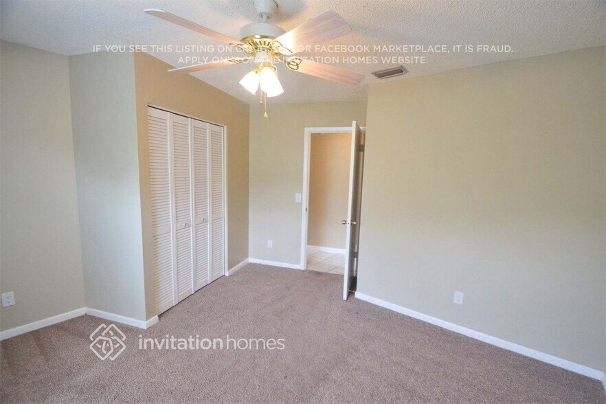 Building Photo - 1624 Carter Oaks Dr