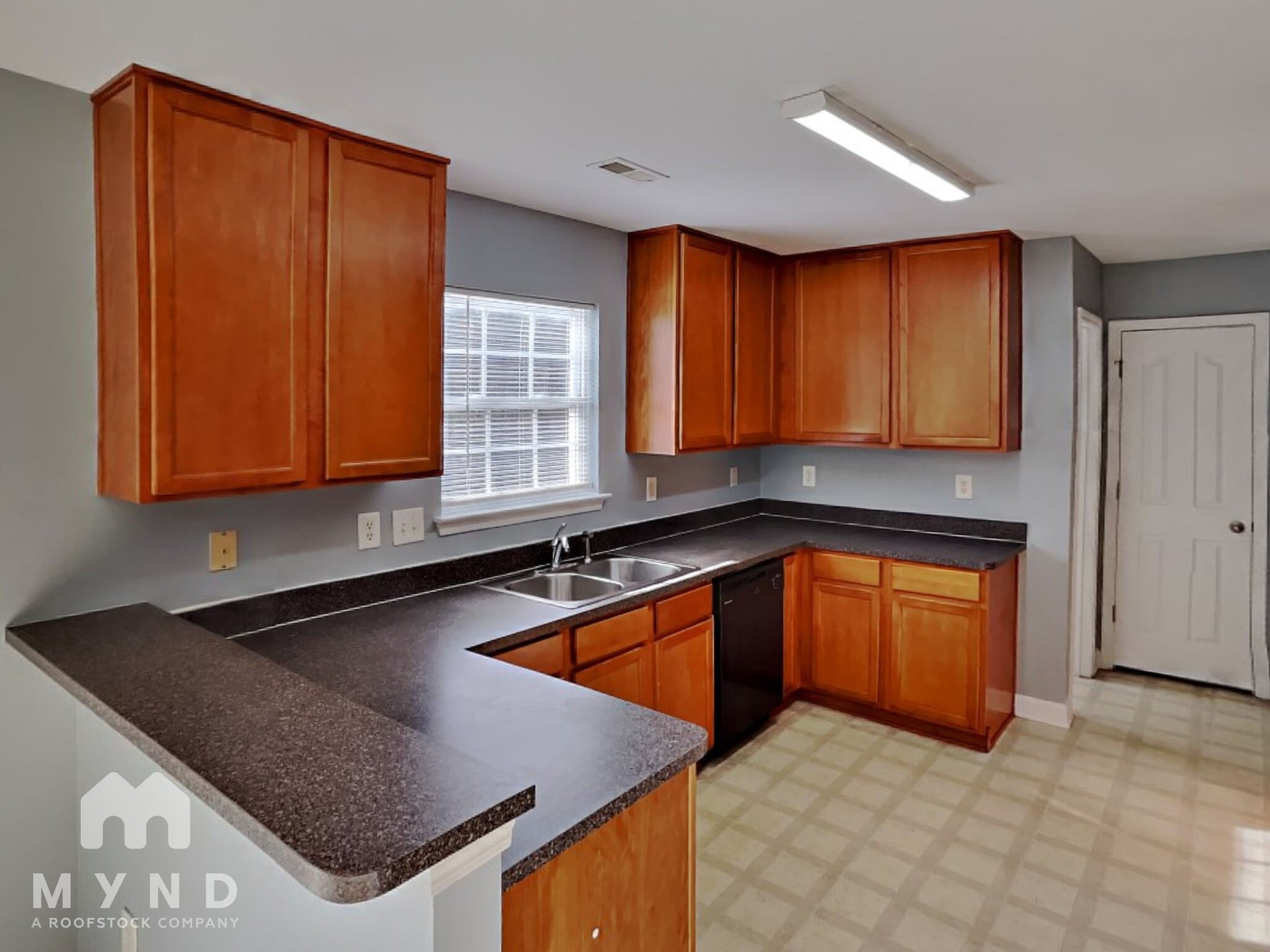 Building Photo - 14008 Mallard Lake Rd