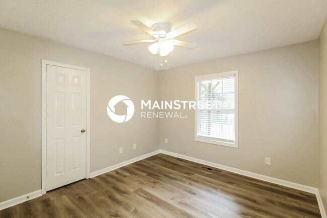 Building Photo - 3 Bedroom Pet-Friendly Home in MONROE, GA with Main Street Renewal