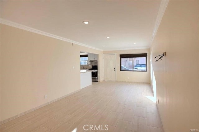 Building Photo - 6800 W Oceanfront