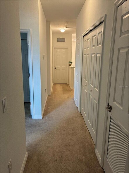 Building Photo - 20398 Lagente Cir