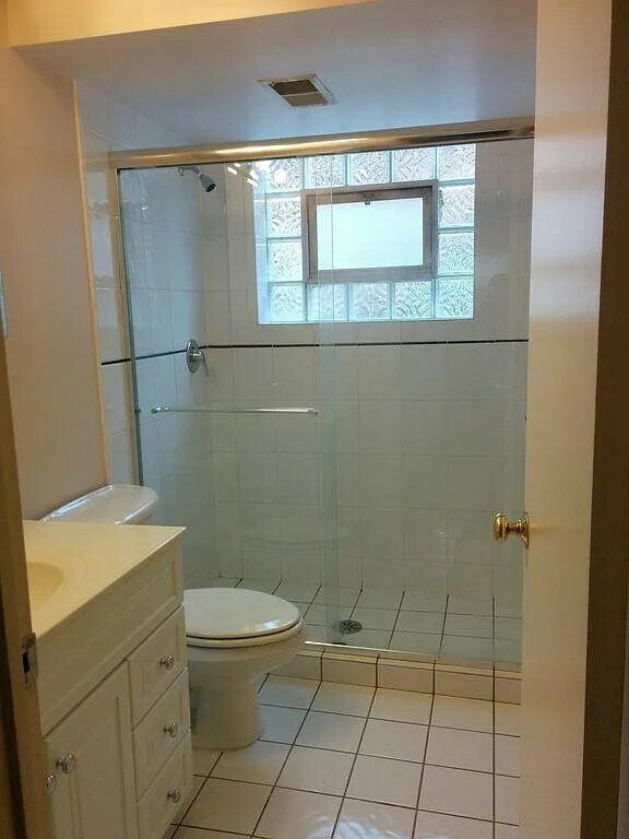 Building Photo - 312 Sunset Dr