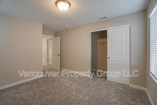 Building Photo - 721 NW 178th Wy