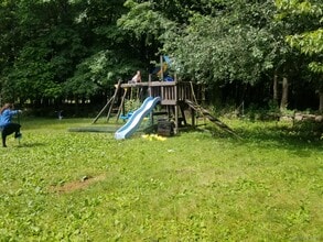 Building Photo - 7 Merriewold Ln S