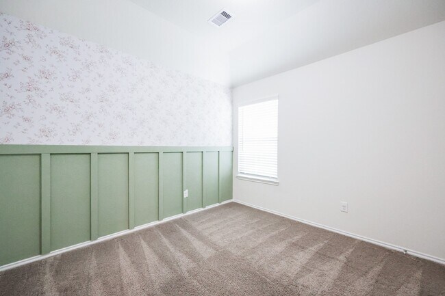 Building Photo - 9858 Copper Ranch Trail