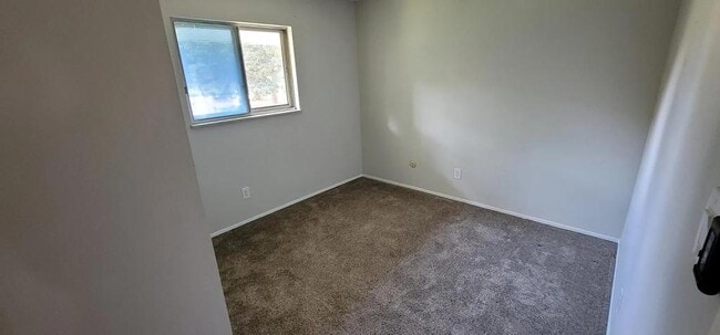 Building Photo - 9209 E Nassau Ave