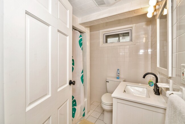 Building Photo - 15 Union Ave