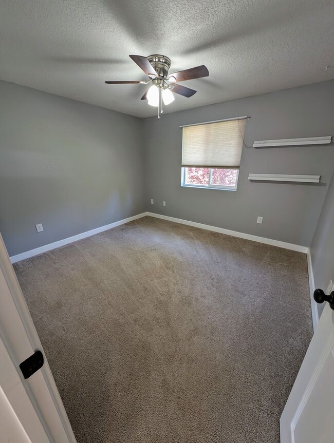 Building Photo - Large 4 Bedroom Home for rent in PO - Over Two Acres and Room to Roam!