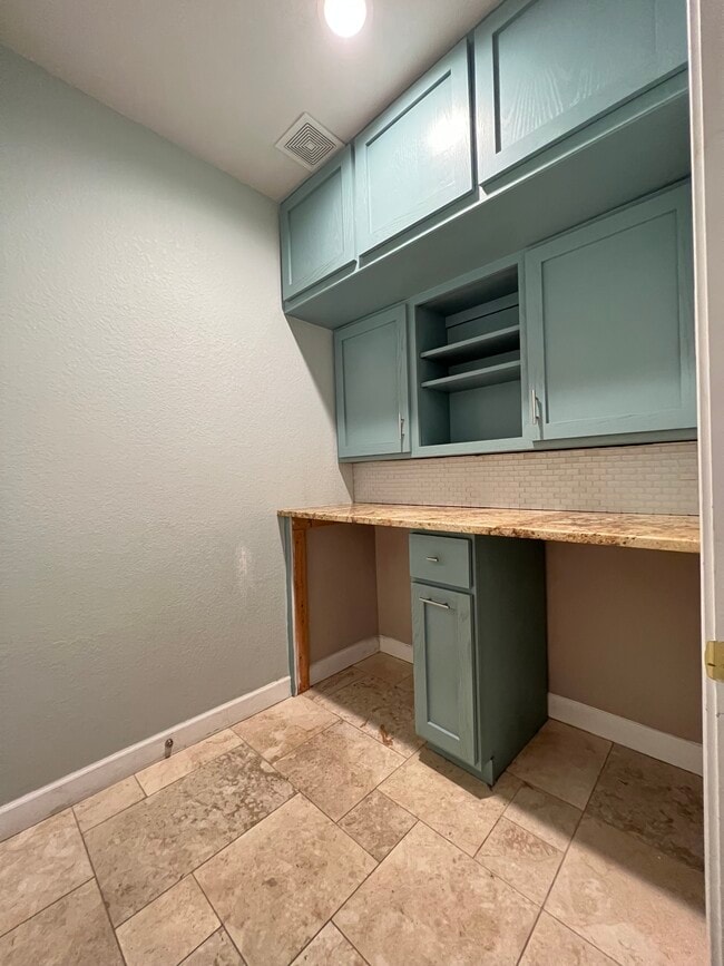 Building Photo - 17306 Garwood Chase