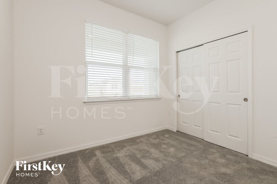 Building Photo - 204 Windsor Reserve Dr