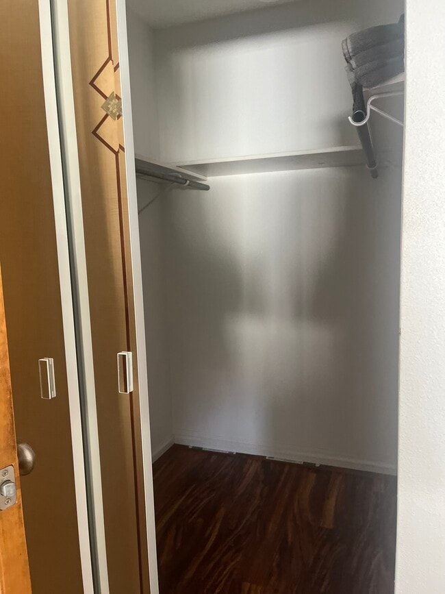 Building Photo - 1446 Liholiho St
