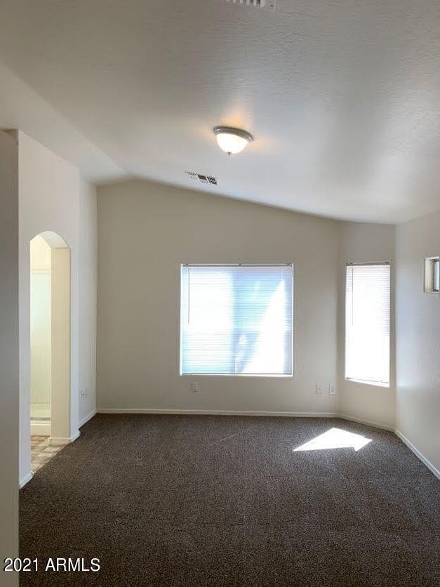 Building Photo - 6005 S 15th Dr