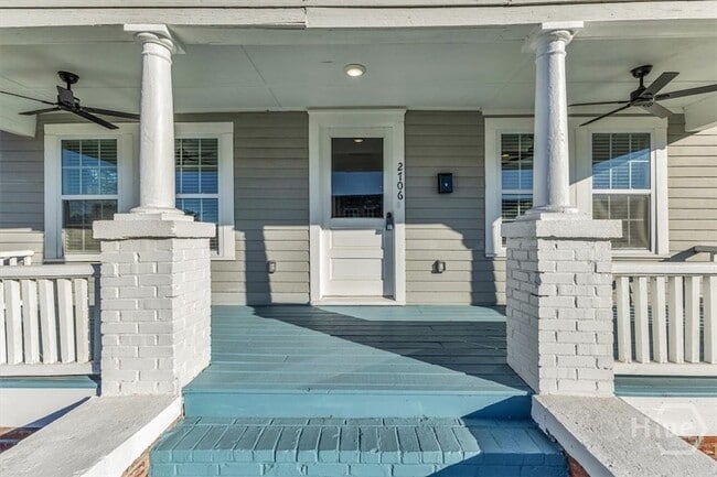 Building Photo - 2706 Hopkins St