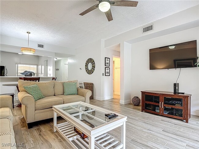 Building Photo - 1044 Woodshire Ln