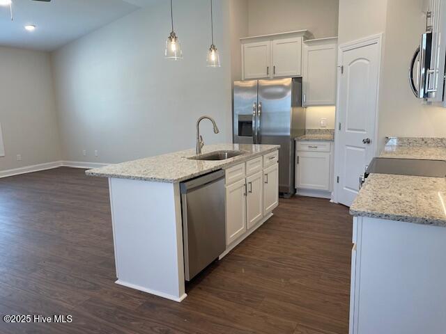 Building Photo - 4229 Laurel Rdg Dr