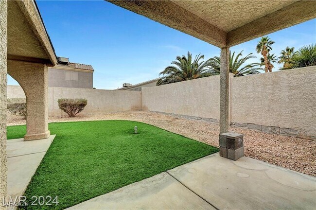 Building Photo - 8061 Draco Cir