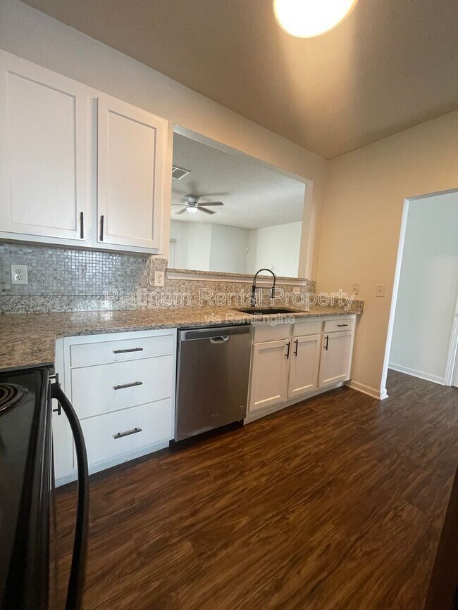 Building Photo - 2291 Bigwood Trail