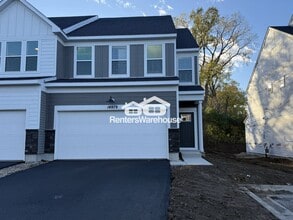 Building Photo - 14979 Avondale Vw