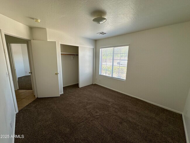 Building Photo - 2213 S Tucana Ln
