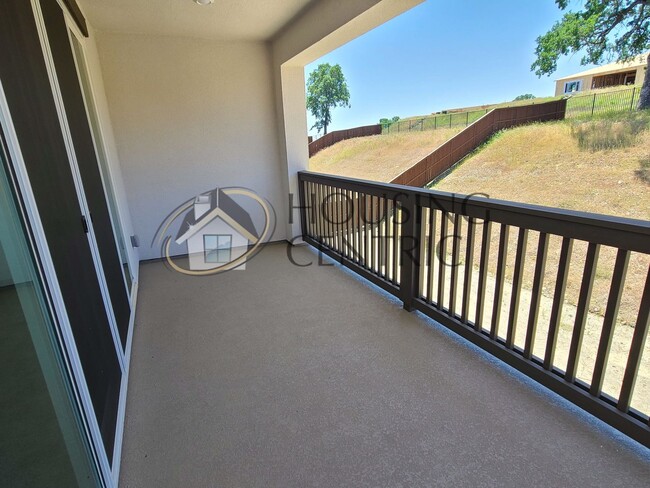 Building Photo - Luxurious Newer Construction Rental Home I...