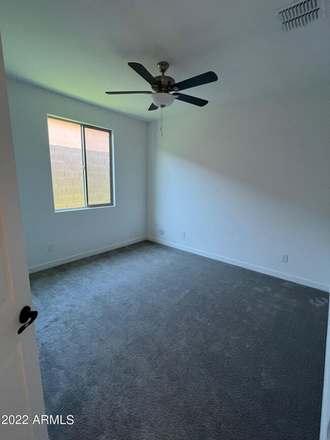 Building Photo - 13316 W Red Range Wy