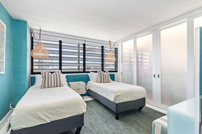 Building Photo - 400 N Flagler Dr