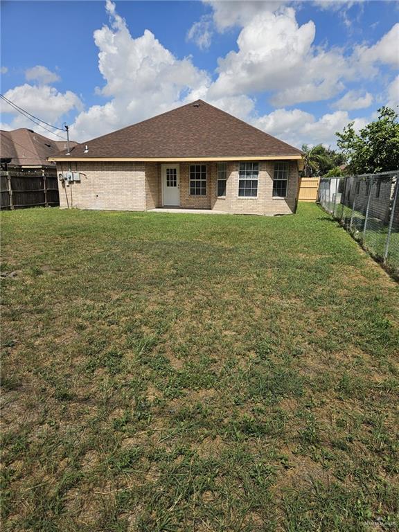 Building Photo - 8309 Las Palmas Dr