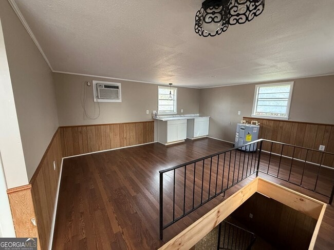 Building Photo - 412 Roberson St