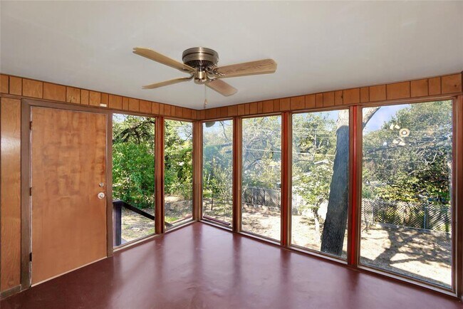 Building Photo - 1806 Alta Vista Ave