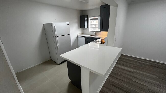 Building Photo - 7765 SW 86th St