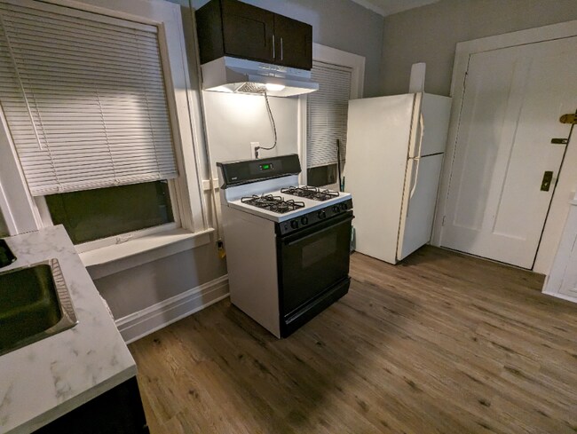 Building Photo - 2918 S Haynes Ct