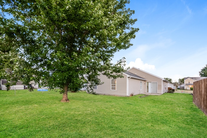 Building Photo - 818 Ashley Ct