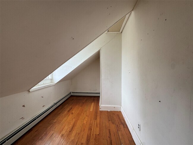 Building Photo - 77 Academy St