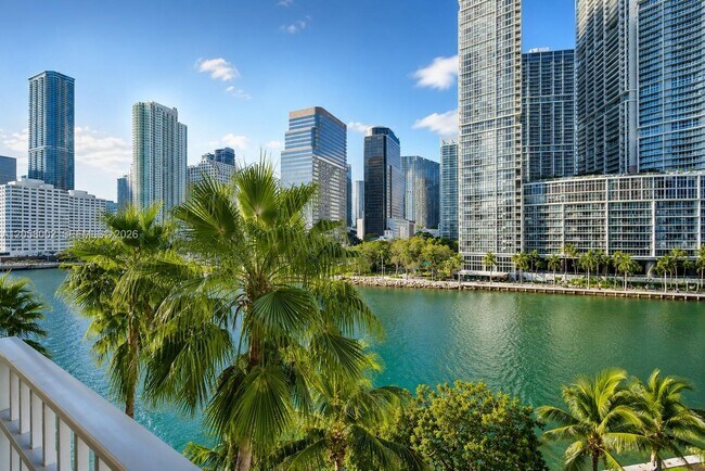 Building Photo - 701 Brickell Key Blvd