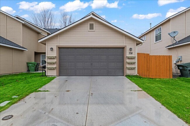 Building Photo - 3 Bedroom 2 Bathroom Home in Meridian