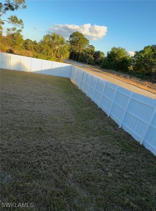 Building Photo - 751 Milano Ave S