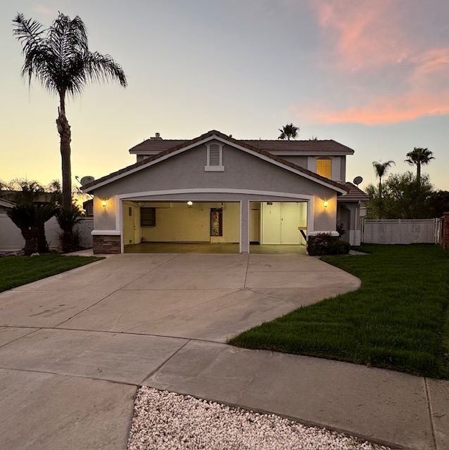 Building Photo - 774 Willow Ct