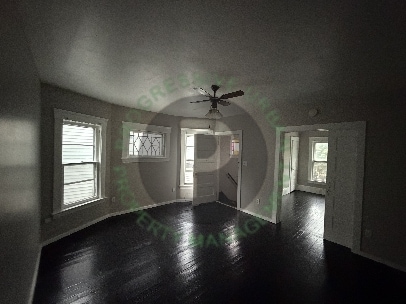 Building Photo - 4012 Woodbridge Ave