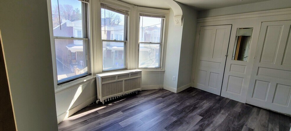 Building Photo - 3834 Manayunk Ave