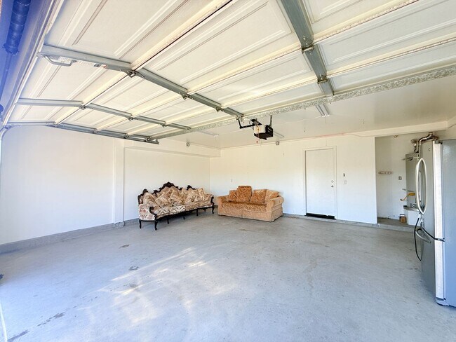 Building Photo - 2023 San Antonio Ct