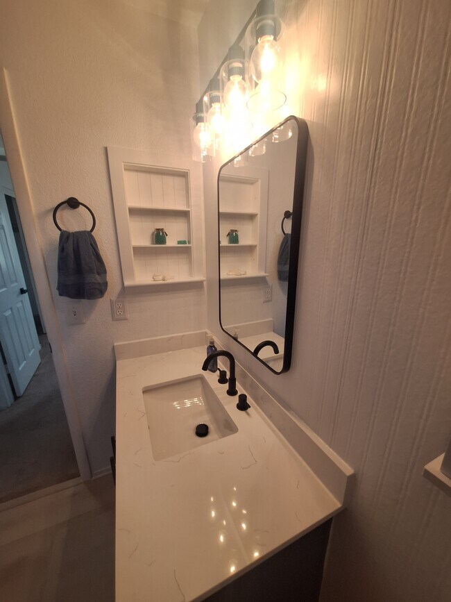 Building Photo - 7701 Donald Nelson Ave