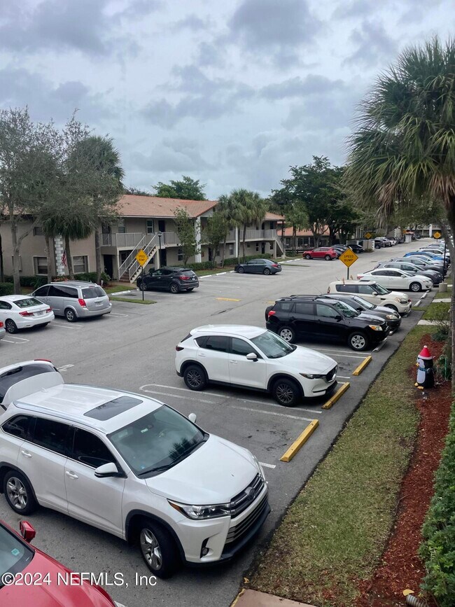 Building Photo - 8820 Royal Palm Blvd